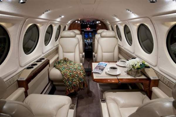 king-air-200-private-plane.jpg