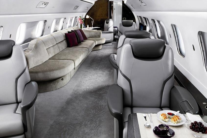 Embraer-Lineage-1000-PrivateFly-AA9683.jpg