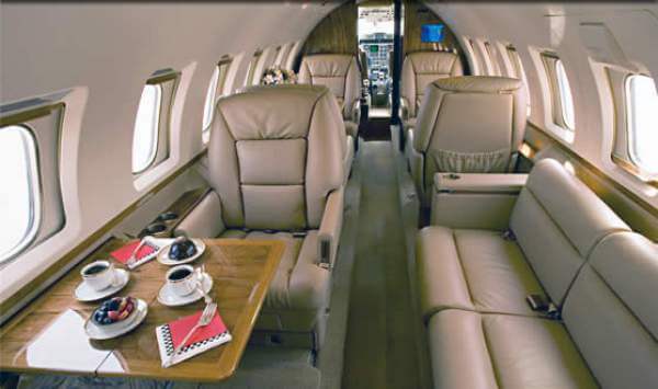hawker-1000-private-jet-plane.jpg